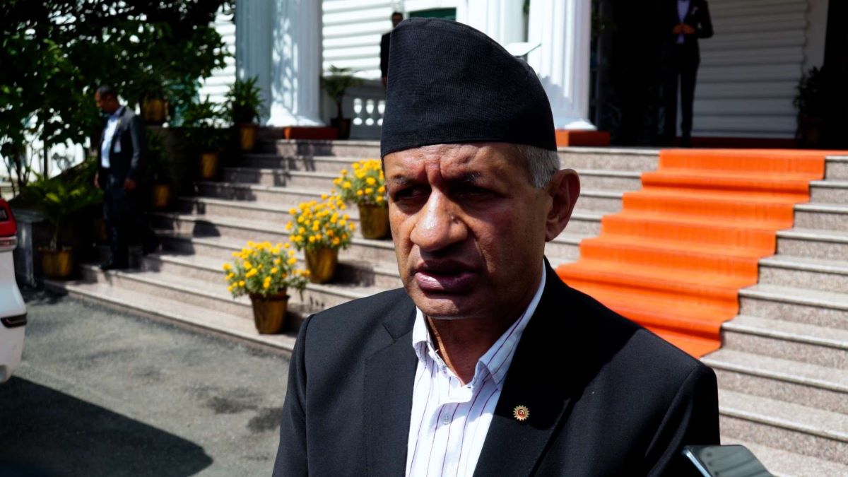 प्रधानमन्त्रीलाई पूर्वपरराष्ट्रमन्त्री ज्ञवालीको सुझाव— चीनसँग भएका पुरानै सम्झौता कार्यान्वयनमा जोड दिनुस्